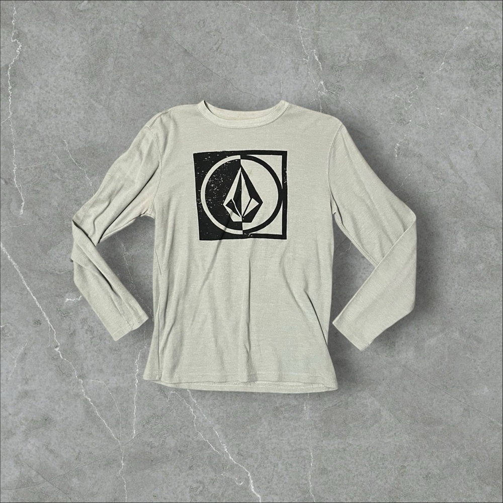 Gray & Black Volcom Thermal